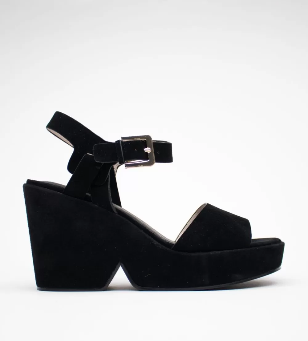 Cecelia New York Betty>Women Wedges